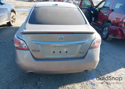 2015 Nissan Altima 2.5 S z USA, uszkodzony, nr VIN 1N4AL3AP3FC489094